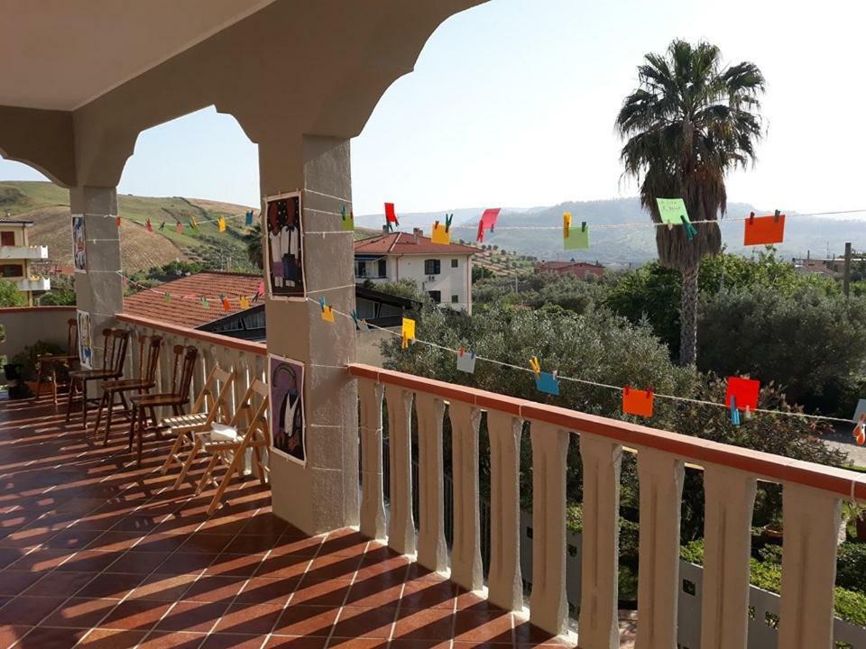 לינה וארוחת בוקר קטנזארו La Dimora Degli Artisti מראה חיצוני תמונה