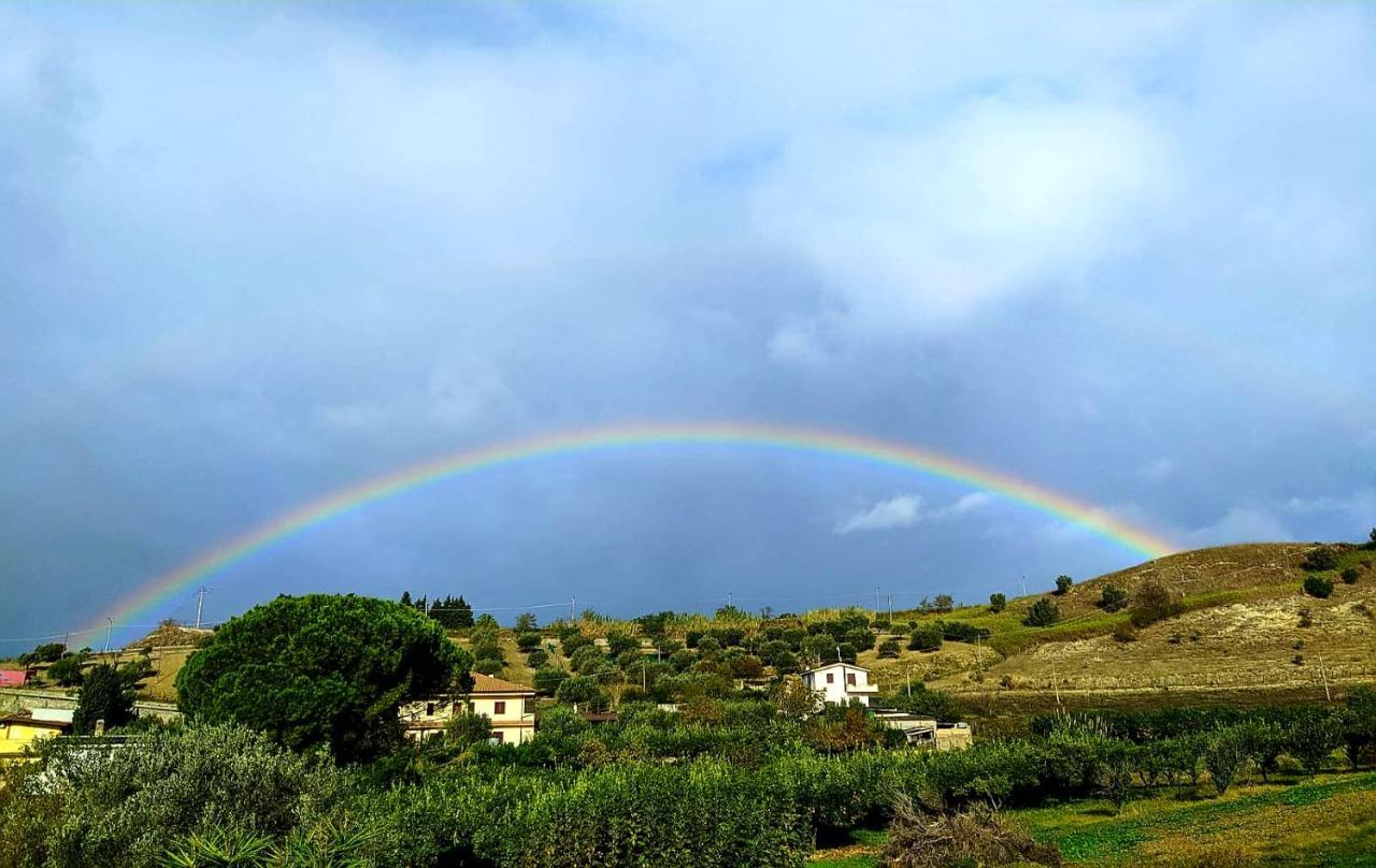 לינה וארוחת בוקר קטנזארו La Dimora Degli Artisti מראה חיצוני תמונה